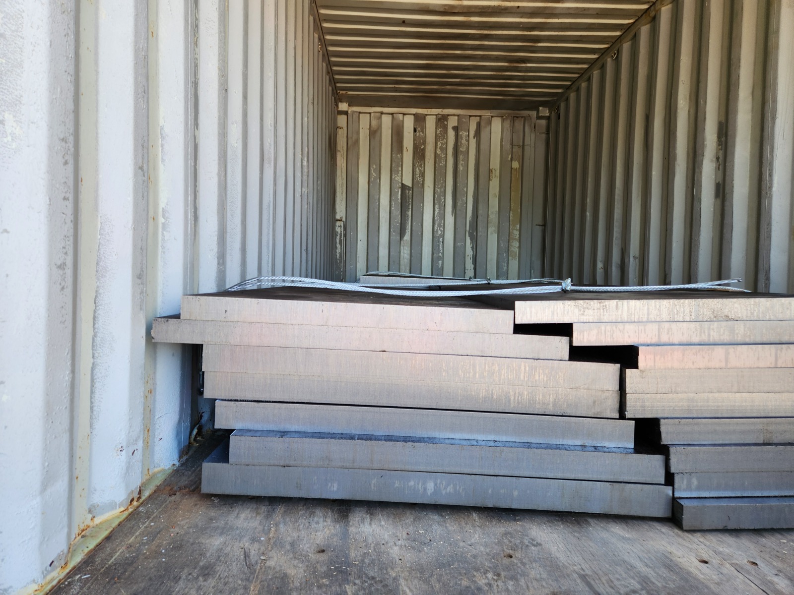 Carbon Steel Plates Supplier for Industrial